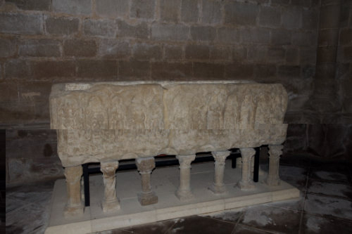 Tumba de Sancho VII en la iglesia de la Oliva 